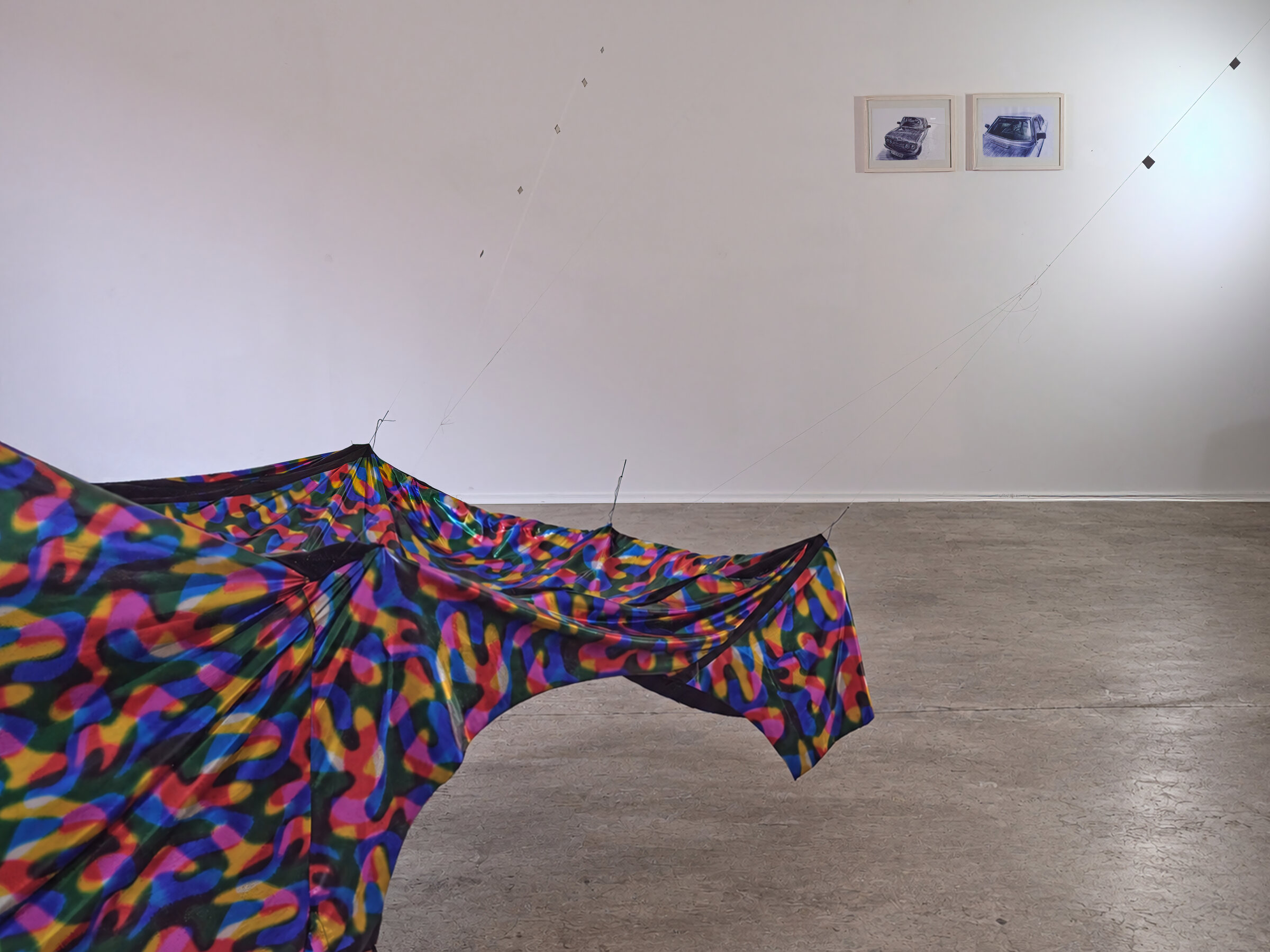 MON CHÉRI camouflage textile installation