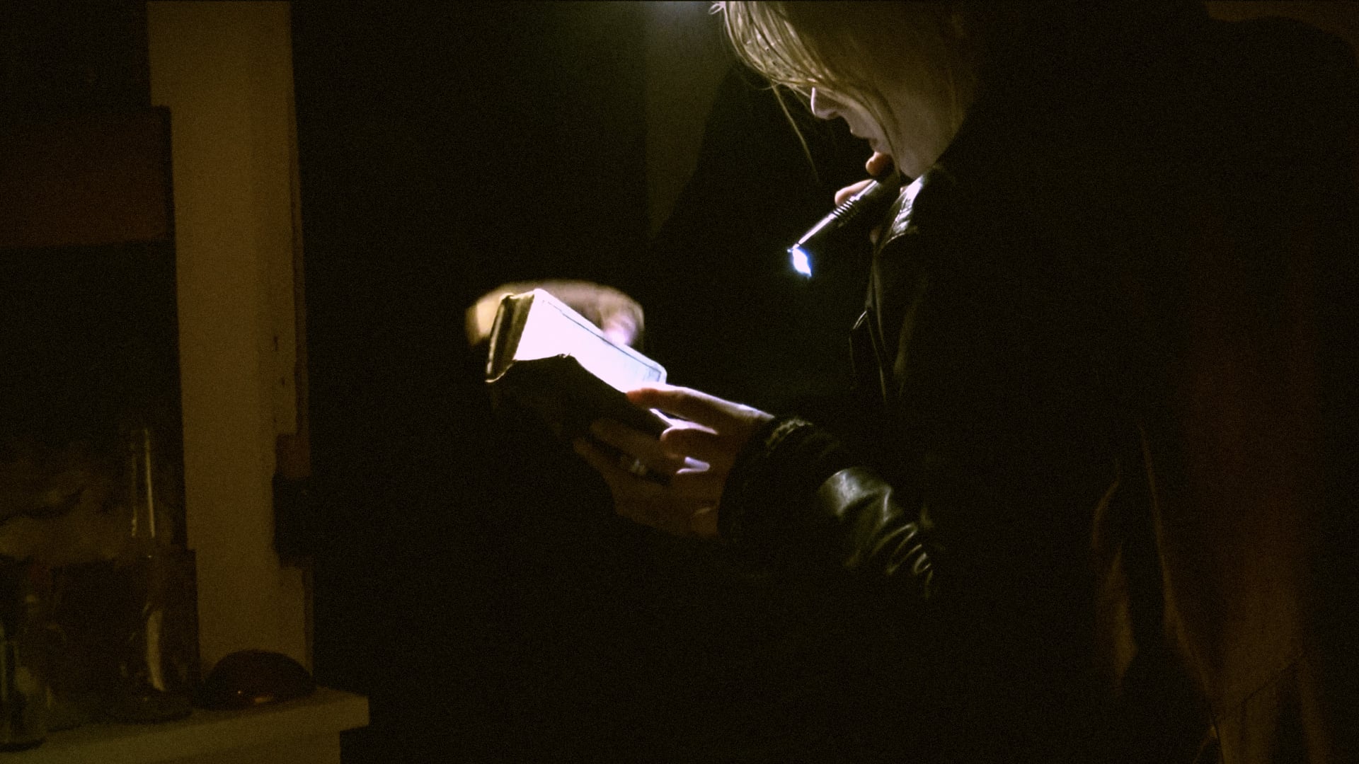 MON CHÉRI film still 10